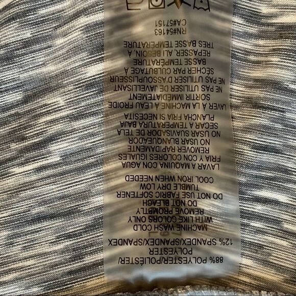 Calvin Klein Performance Capris Leggings, Size L - Picture 5 of 10